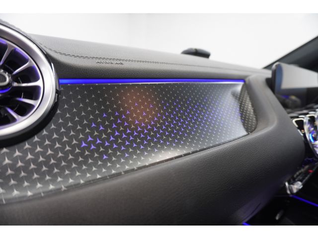 MERCEDES BENZ GLA CL 2023 Image 31