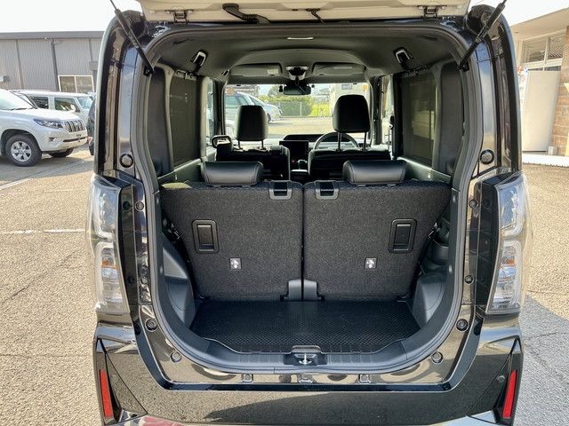 DAIHATSU TANTO CUSTOM 2023 Image 31