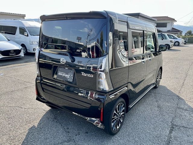 DAIHATSU TANTO CUSTOM 2023 Image 31