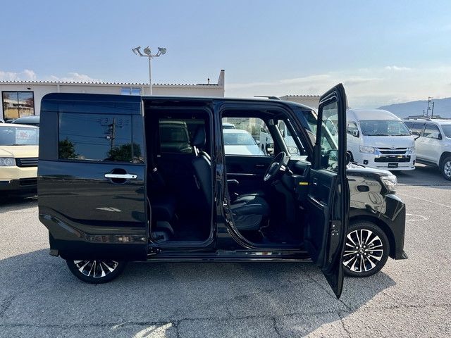 DAIHATSU TANTO CUSTOM 2023 Image 31