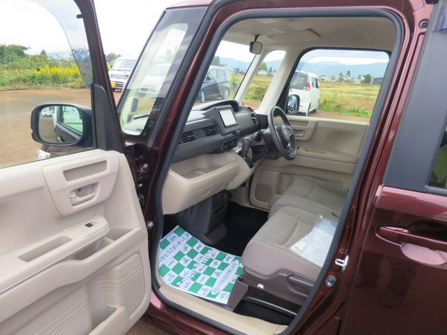 HONDA N BOX 4WD 2019 Image 31