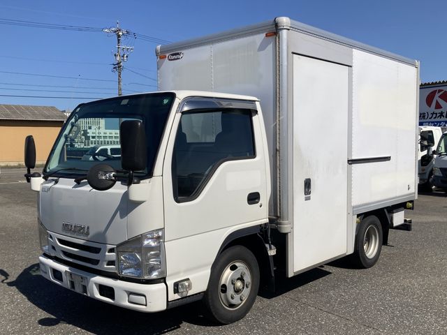 ISUZU ELF 2019 Image 31