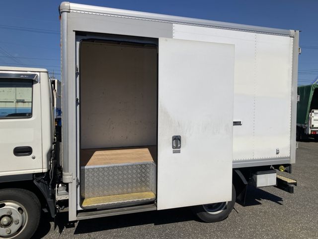 ISUZU ELF 2019 Image 31