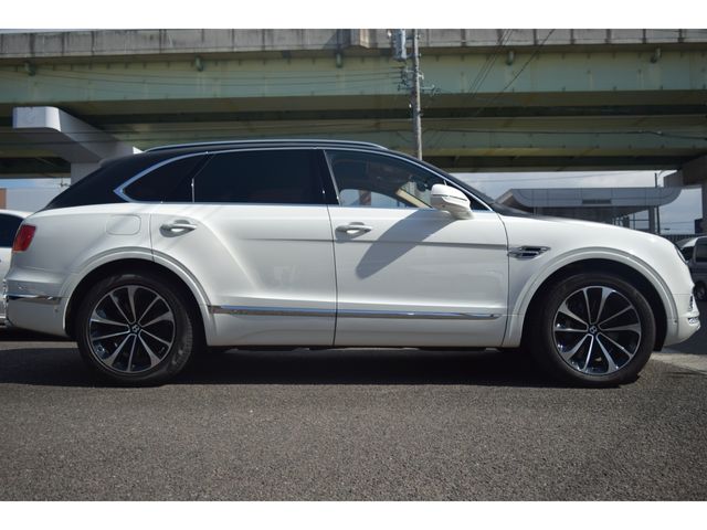 BENTLEY BENTAYGA 2017 Image 31