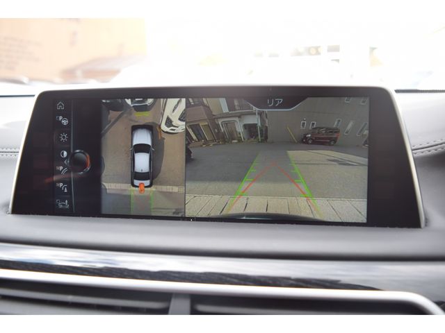 BMW 7SERIES 2017 Image 31