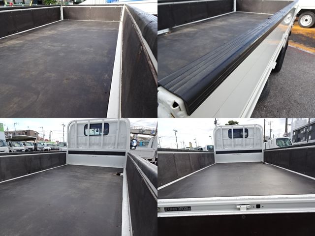 HINO DUTRO 2023 Image 31