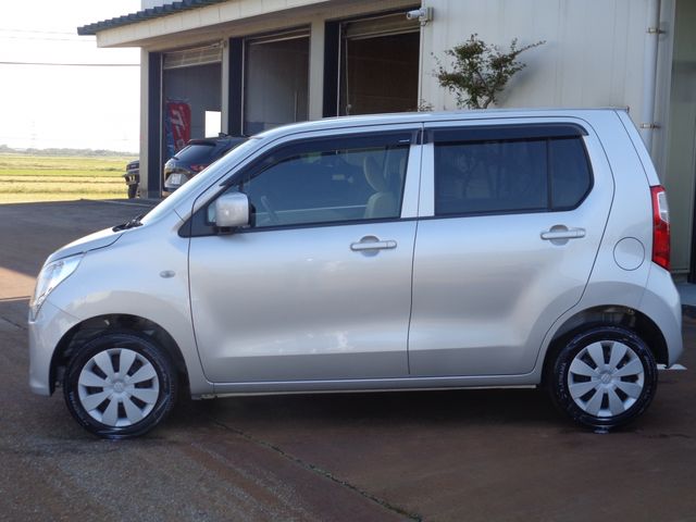 SUZUKI WAGON R 2013 Image 31