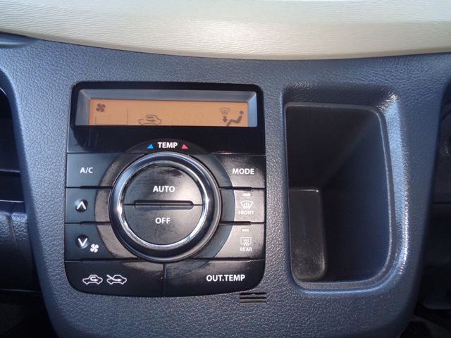 SUZUKI WAGON R 2013 Image 31