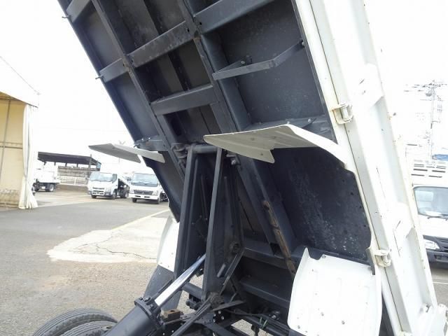 ISUZU ELF 2022 Image 31