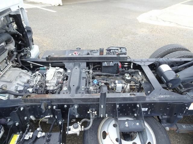 ISUZU ELF 2022 Image 31