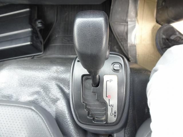 ISUZU ELF 2022 Image 31