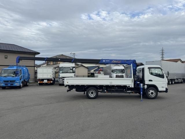 MITSUBISHI CANTER 2023 Image 31