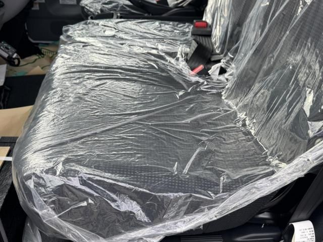 MITSUBISHI CANTER 2023 Image 31