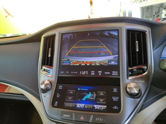 TOYOTA CROWN SEDAN HYBRID 2013 Image 31