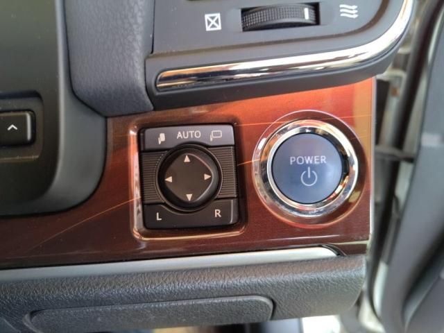 TOYOTA CROWN SEDAN HYBRID 2013 Image 31