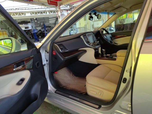 TOYOTA CROWN SEDAN HYBRID 2013 Image 31