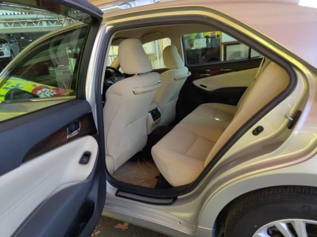 TOYOTA CROWN SEDAN HYBRID 2013 Image 31