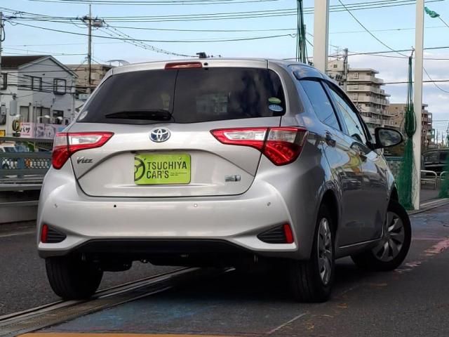 TOYOTA VITZ HYBRID 2018 Image 31