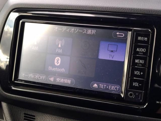 TOYOTA VITZ HYBRID 2018 Image 31