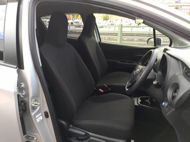 TOYOTA VITZ HYBRID 2018 Image 31