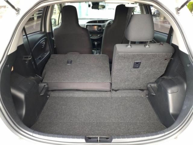 TOYOTA VITZ HYBRID 2018 Image 31