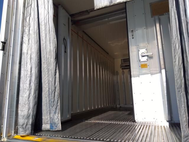 ISUZU ELF 2017 Image 31