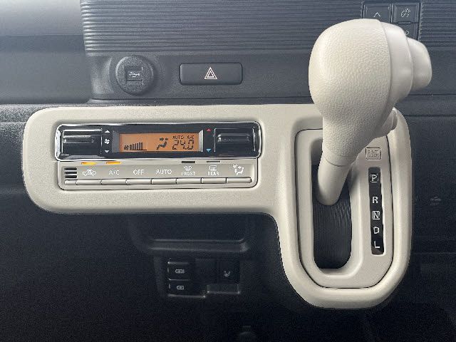 SUZUKI WAGON R SMILE 2024 Image 31