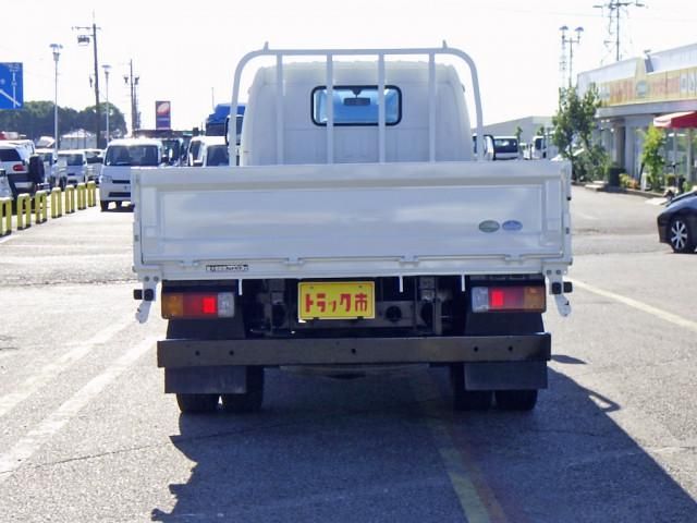 HINO DUTRO 2017 Image 31