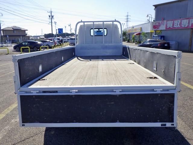 HINO DUTRO 2017 Image 31