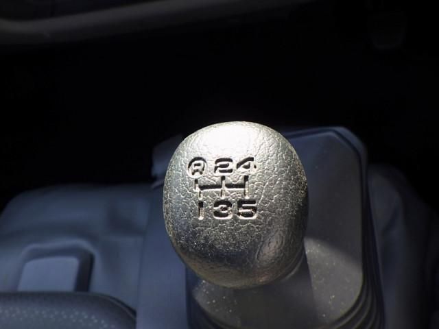 HINO DUTRO 2017 Image 31