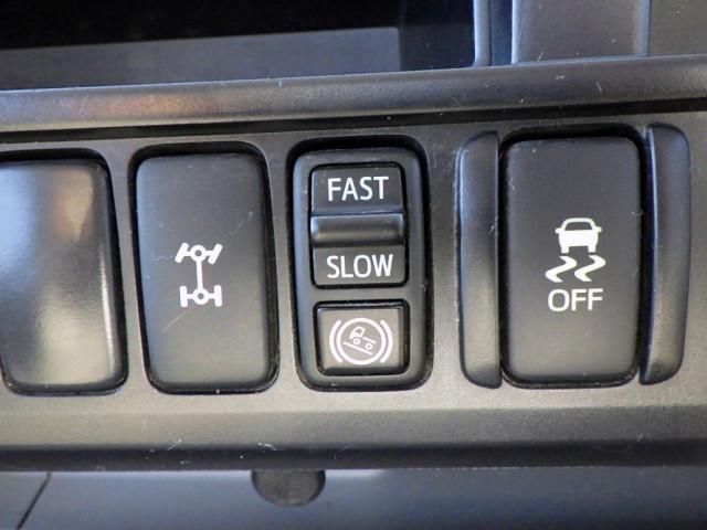 HINO DUTRO 2017 Image 31