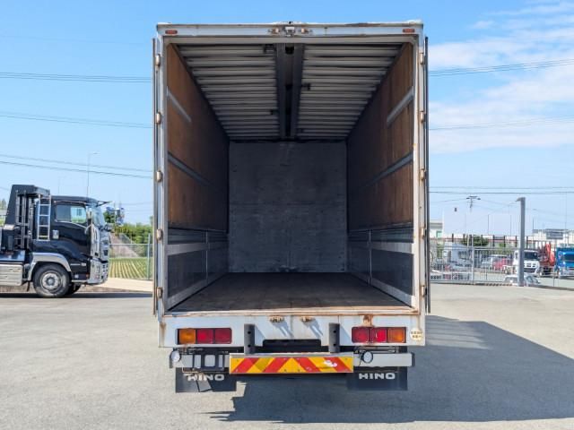 HINO PROFIA 2011 Image 31