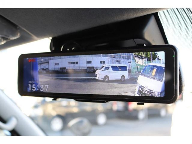 TOYOTA HIACE VAN 4WD 2018 Image 31