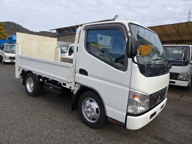 MITSUBISHI  2006 Image 31