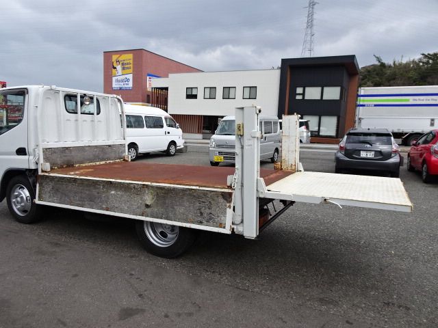 MITSUBISHI  2006 Image 31