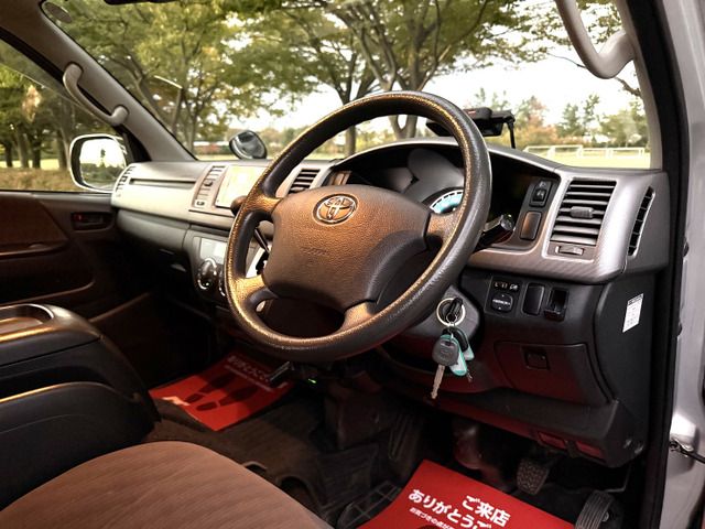 TOYOTA HIACE VAN 4WD 2014 Image 31