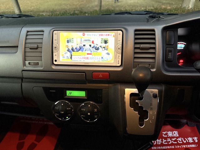 TOYOTA HIACE VAN 4WD 2014 Image 31