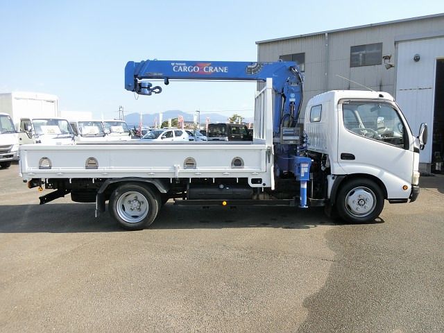 HINO DUTRO 2008 Image 31