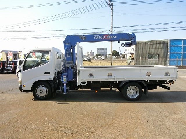 HINO DUTRO 2008 Image 31