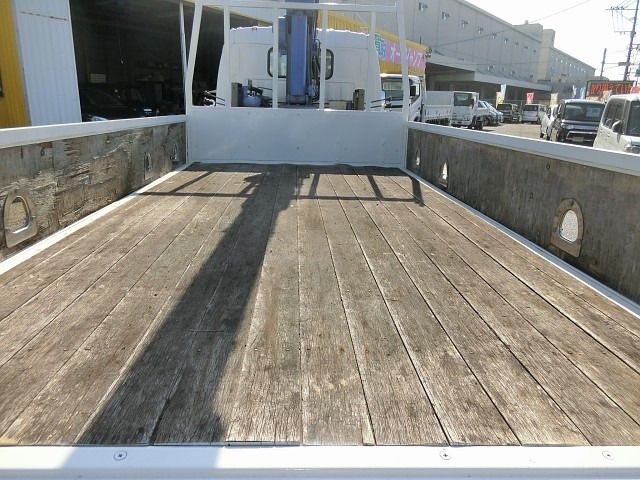 HINO DUTRO 2008 Image 31