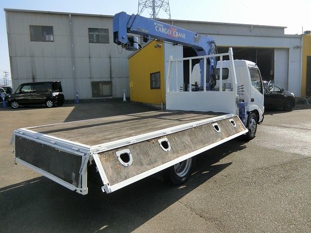 HINO DUTRO 2008 Image 31