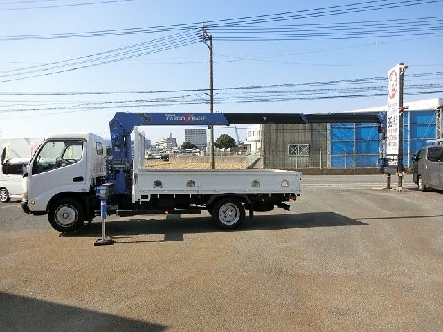 HINO DUTRO 2008 Image 31