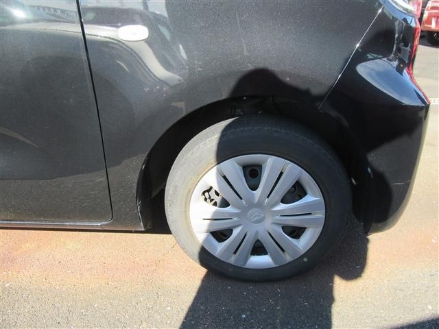 DAIHATSU TANTO 2021 Image 31