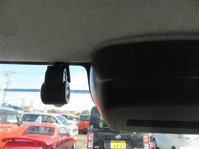 DAIHATSU TANTO 2021 Image 31