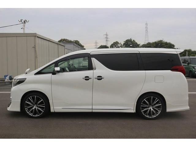 TOYOTA ALPHARD 2015 Image 31