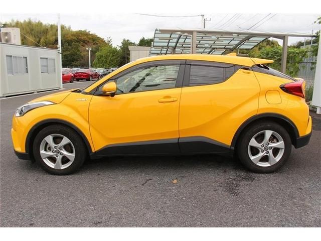 TOYOTA C-HR 2017 Image 31