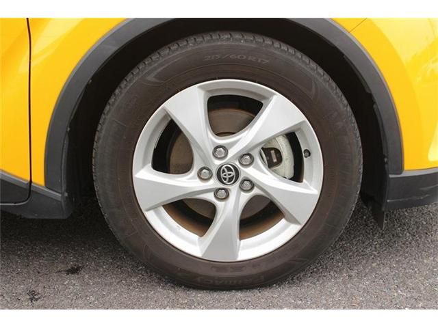 TOYOTA C-HR 2017 Image 31