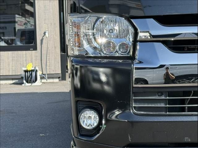 TOYOTA HIACE VAN 2WD 2018 Image 31