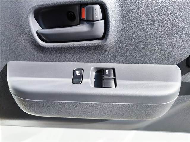 NISSAN CLIPPER TRUCK 4WD 2025 Image 31