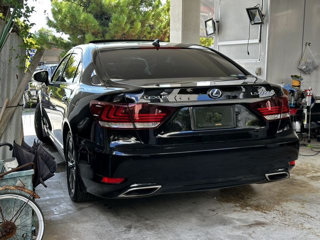 TOYOTA LEXUS LS600HL 2015 Image 31